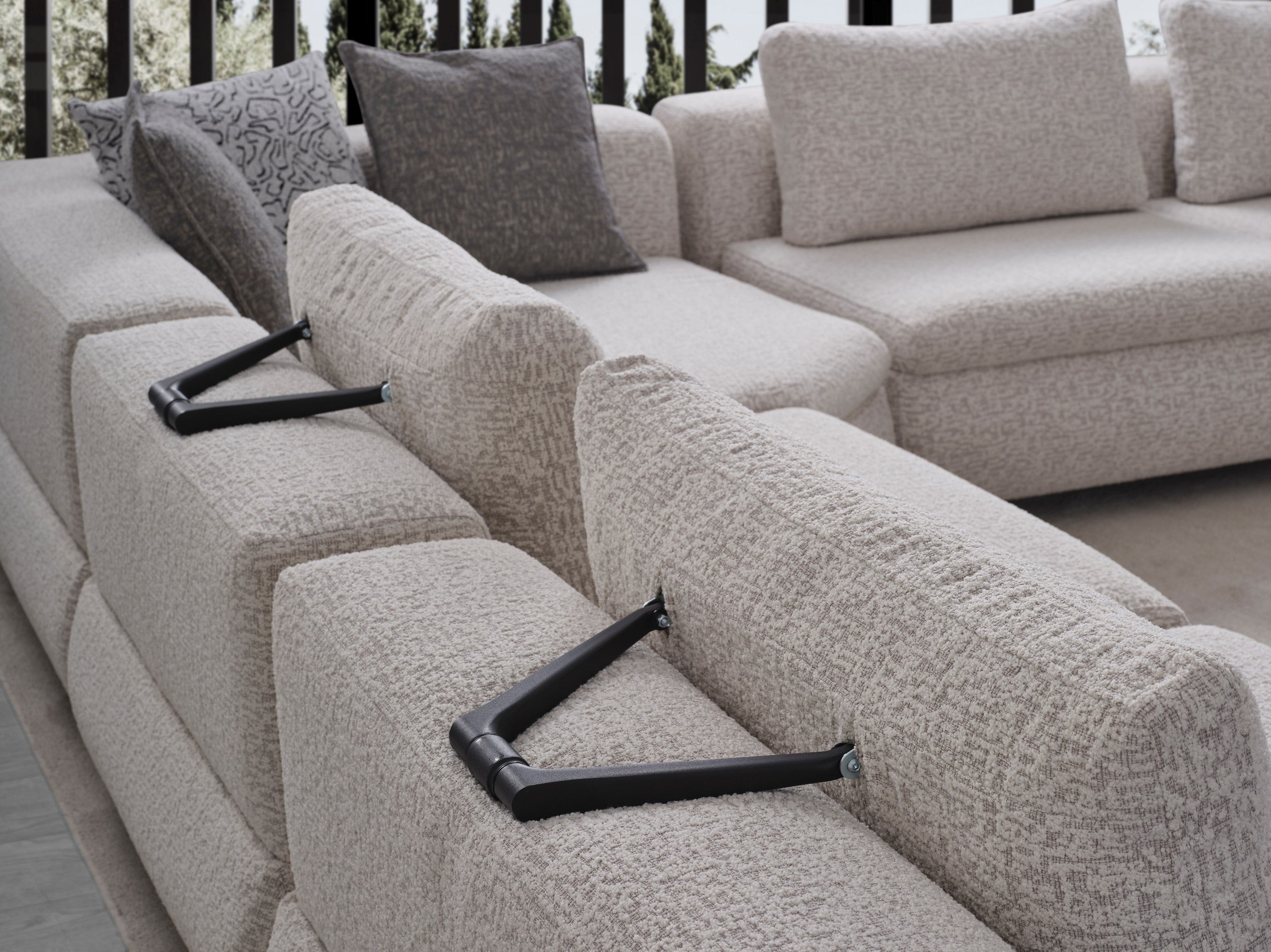 AURA Sectional sofa