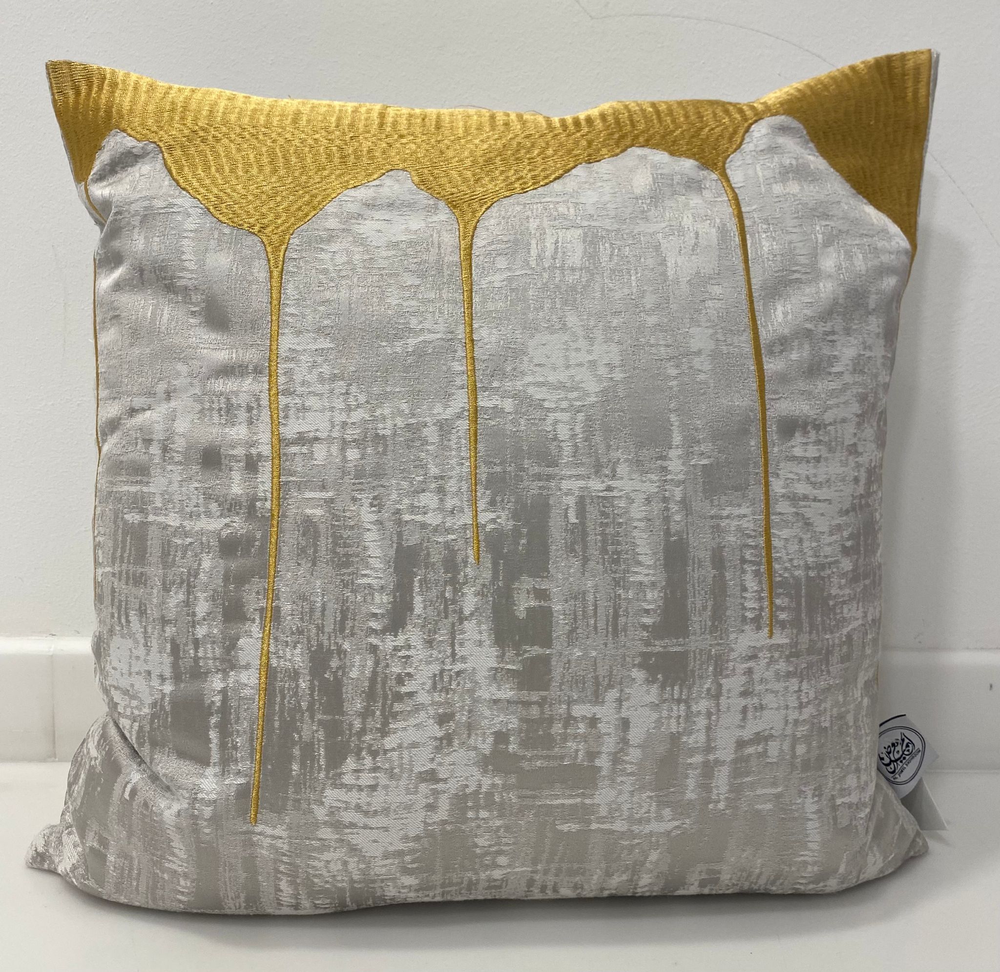 Cushion Jacquard