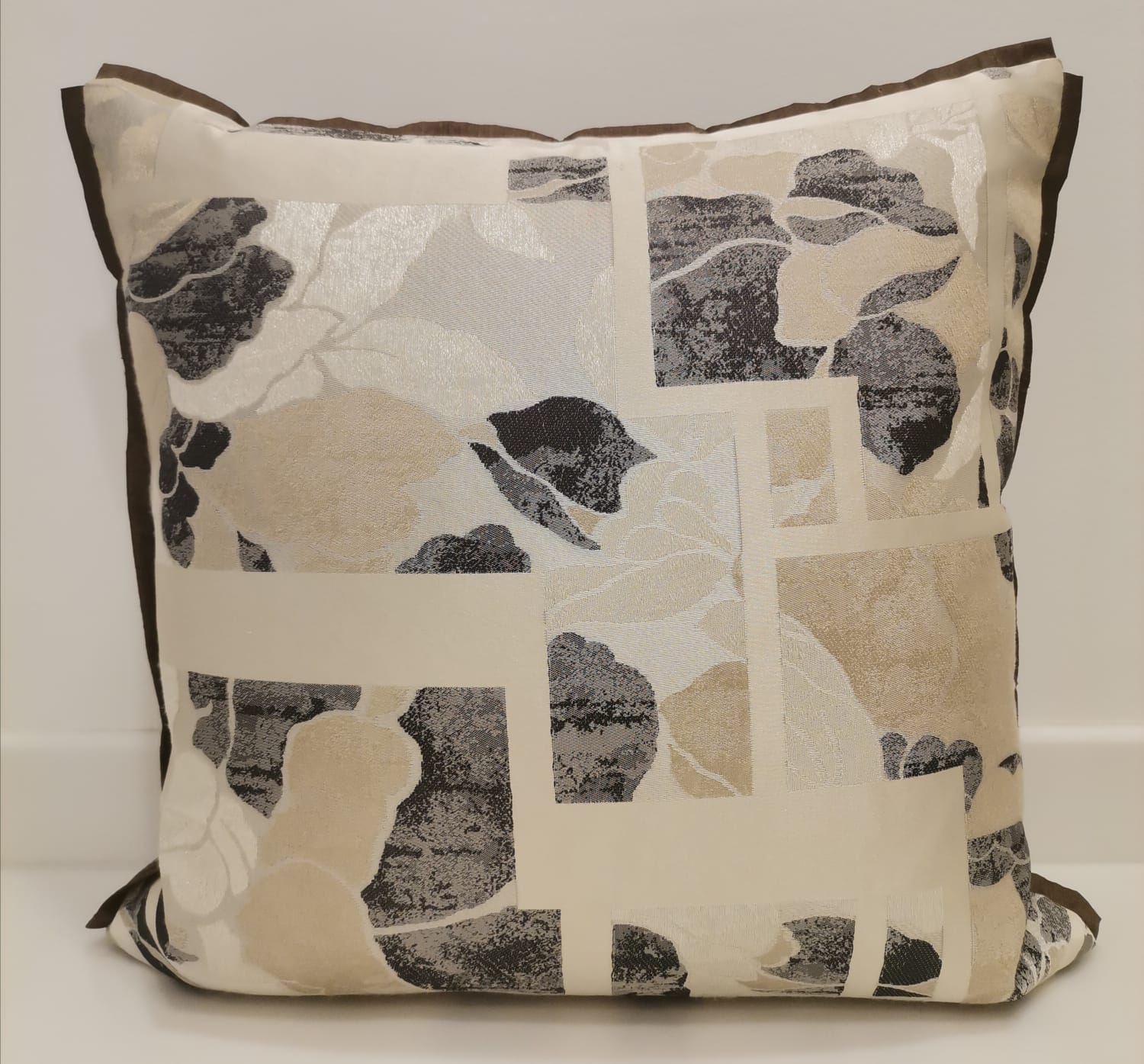Cushion Jacquard