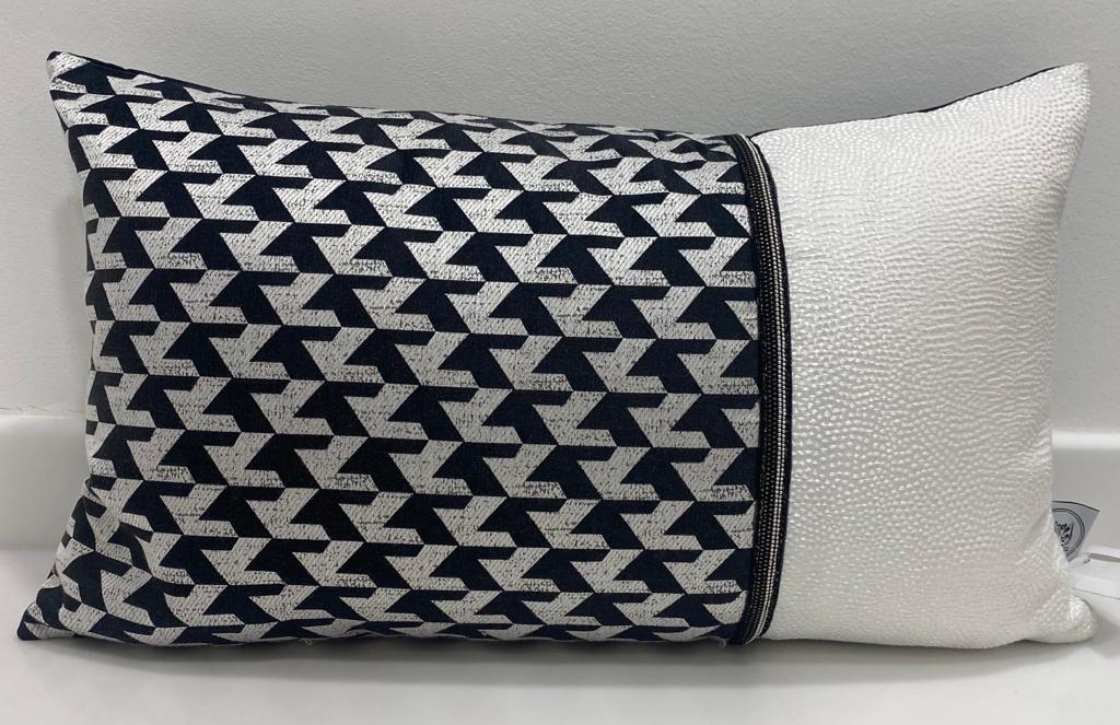 Waist Pillow Jacquard