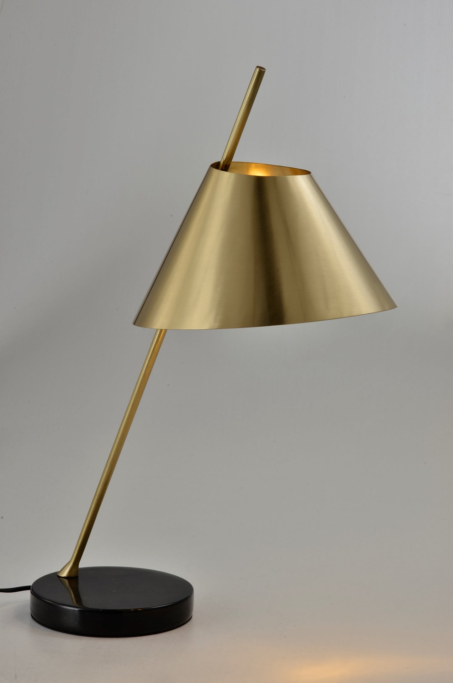 GT8666 Table Lamp - 65cm