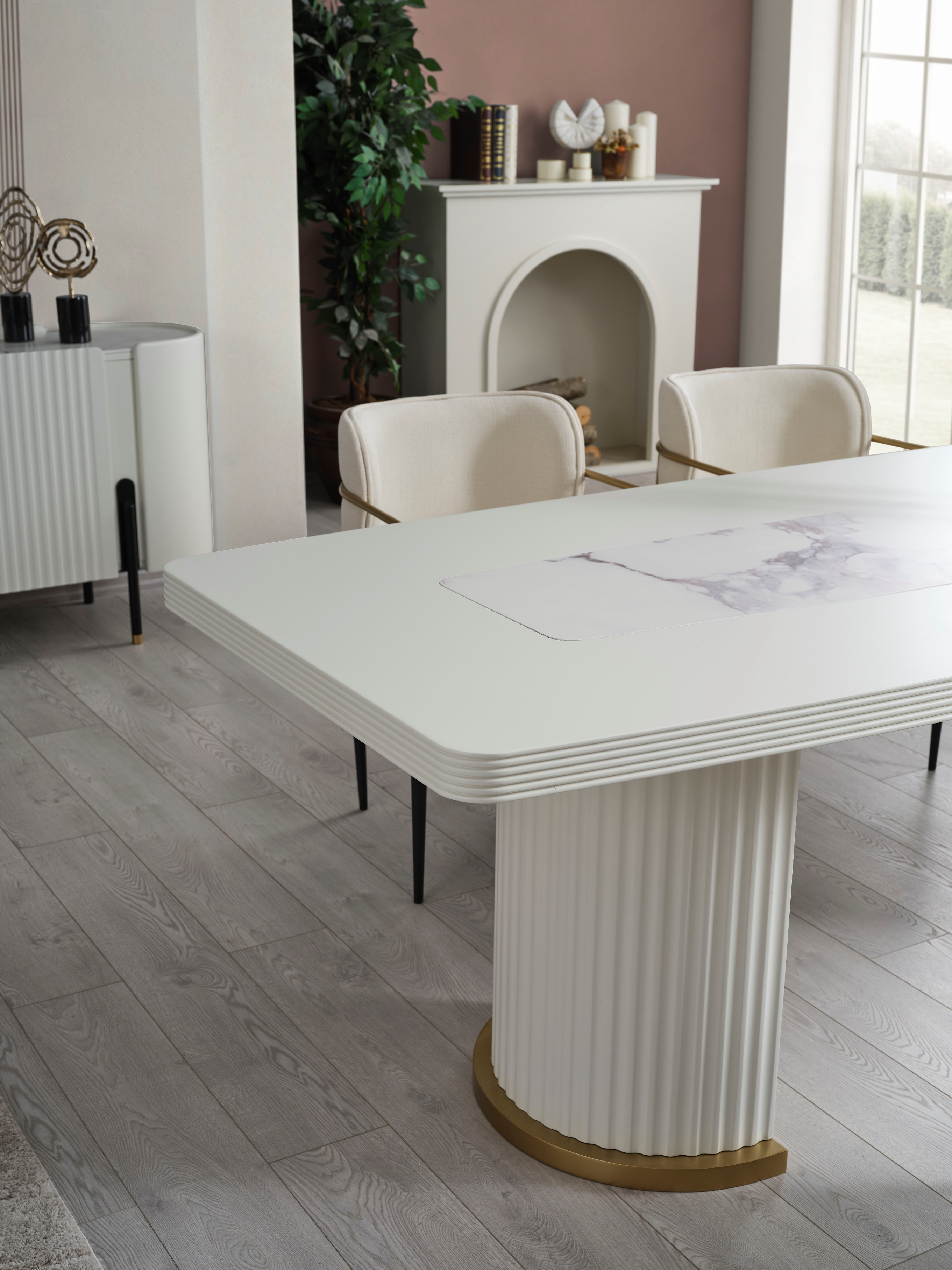 MONA Dining Set