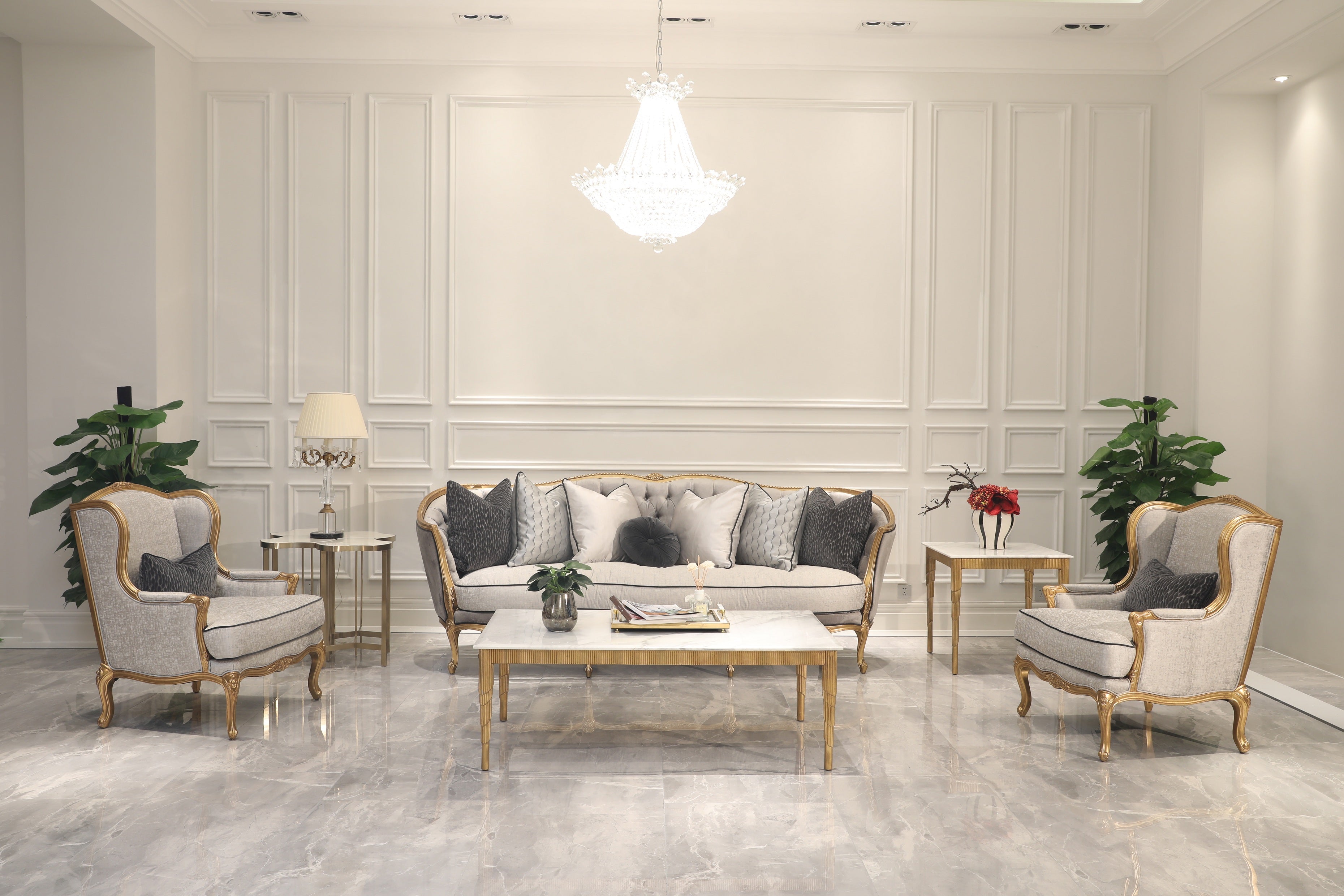 U713 Sofa Set