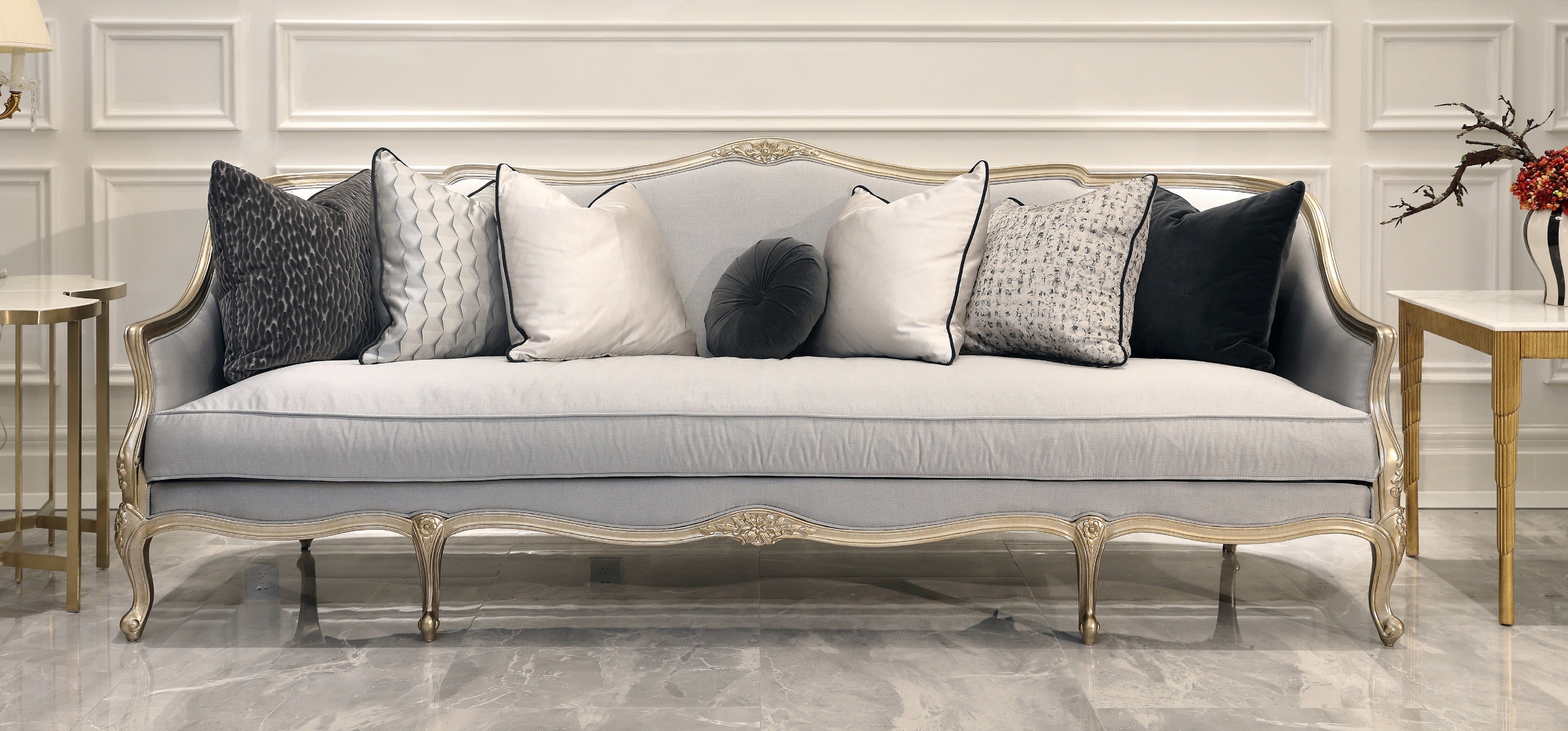U782 Sofa Set